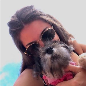 Meet your Posher, Gabriella